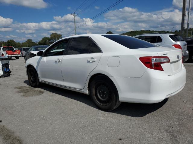 4T1BF1FK1CU181740 - 2012 TOYOTA CAMRY BASE WHITE photo 2