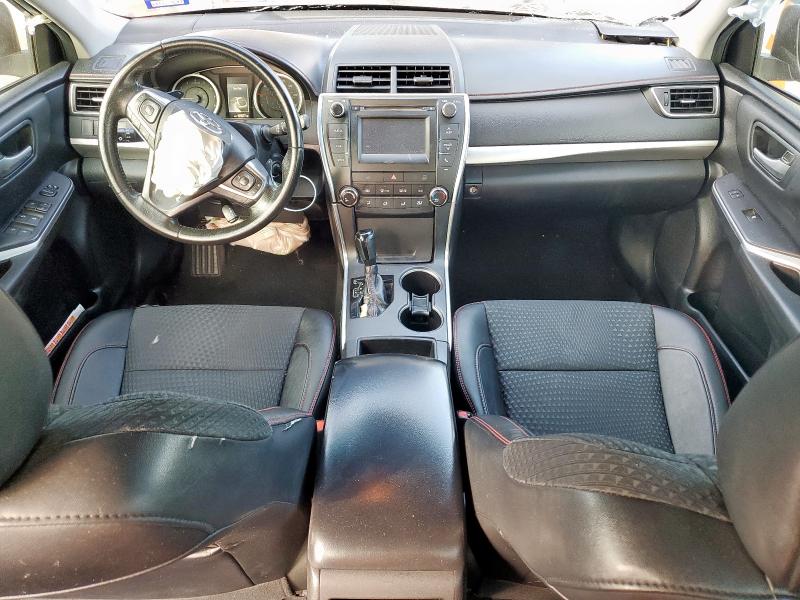 4T1BF1FK4FU073357 - 2015 TOYOTA CAMRY LE WHITE photo 8