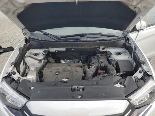 JA4AP3AU9KU004461 - 2019 MITSUBISHI OUTLANDER ES თეთრი ფოტო 12