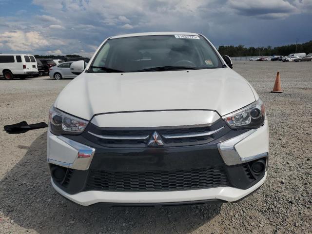JA4AP3AU9KU004461 - 2019 MITSUBISHI OUTLANDER ES თეთრი ფოტო 5