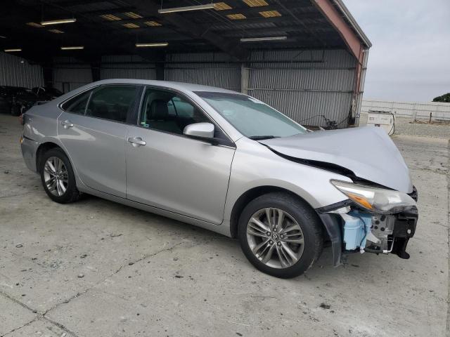 4T1BF1FK1GU209204 - 2016 TOYOTA CAMRY LE SILVER photo 4