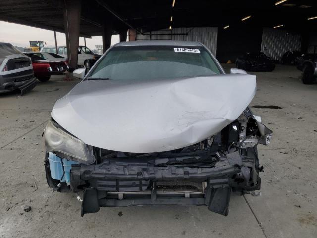 4T1BF1FK1GU209204 - 2016 TOYOTA CAMRY LE SILVER photo 5