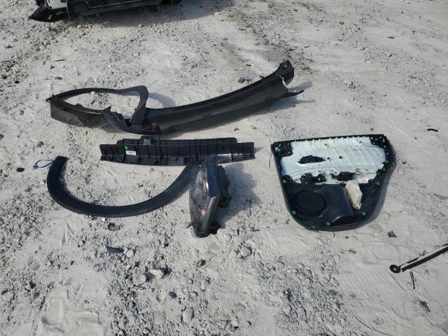 3CZRU5H36JM710598 - 2018 HONDA HR-V LX ნაცრისფერი ფოტო 12