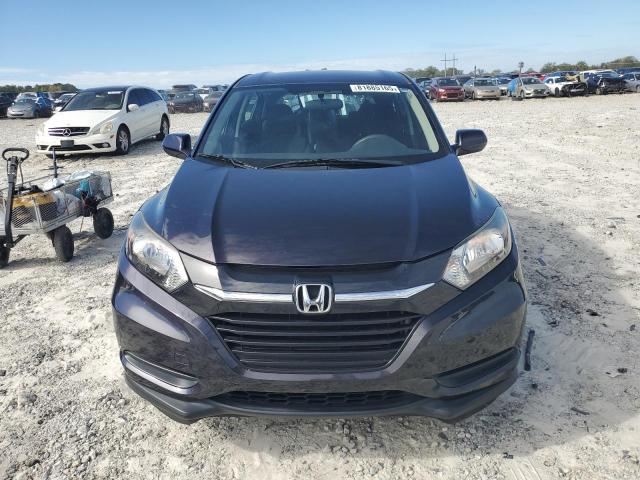 3CZRU5H36JM710598 - 2018 HONDA HR-V LX ნაცრისფერი ფოტო 5