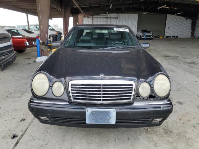 WDBJF65F4WA603280 - 1998 MERCEDES-BENZ E 320 BLACK photo 5