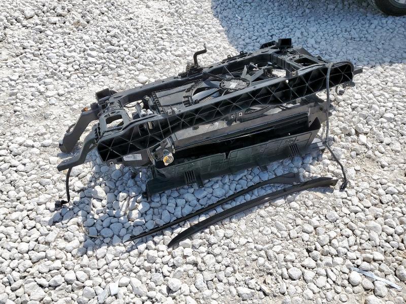 5NMS33ADXKH036963 - 2019 HYUNDAI SANTA FE SEL Plata foto 13