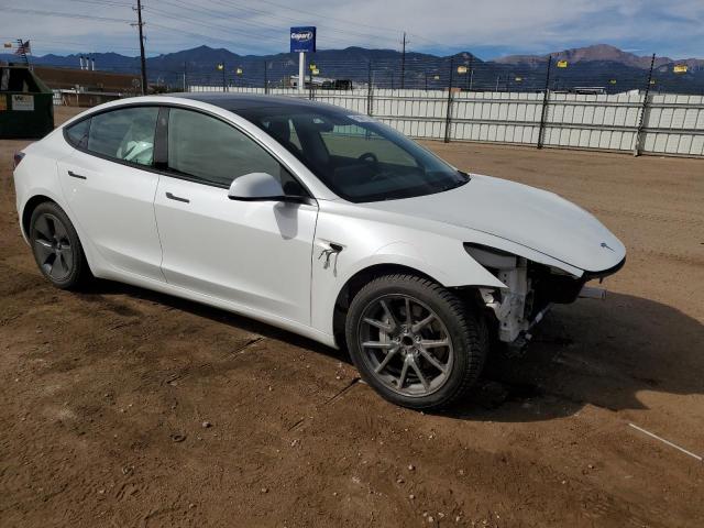 5YJ3E1EA6MF058790 - 2021 TESLA MODEL 3 WHITE photo 4
