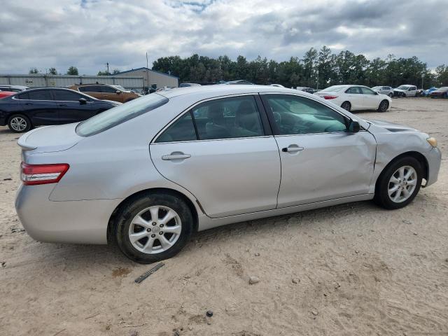 4T1BF3EK5BU226481 - 2011 TOYOTA CAMRY BASE 银色 照片 3
