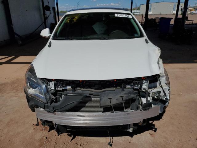 2G4GK5EXXG9135476 - 2016 BUICK REGAL WHITE photo 5