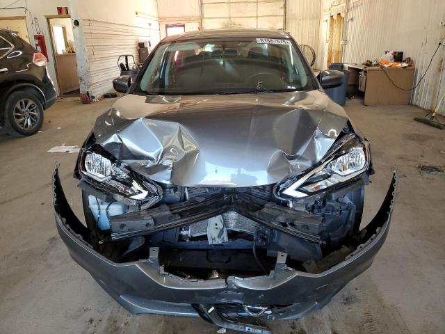 3N1AB7AP8KY215432 - 2019 NISSAN SENTRA S 灰色 照片 5