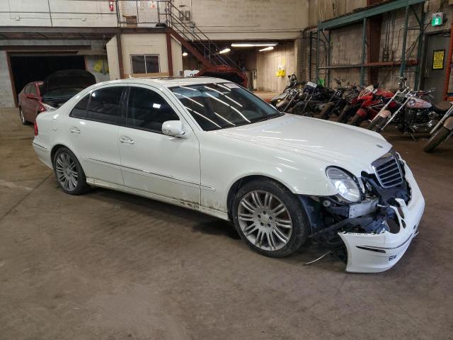 WDBUF87X18B192111 - 2008 MERCEDES-BENZ E 350 4MATIC WHITE photo 4