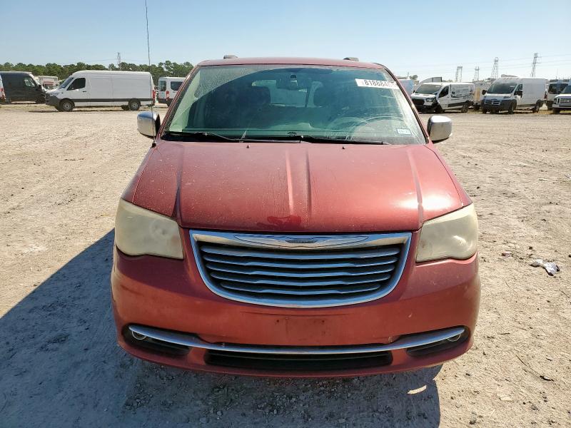 2C4RC1CG9DR770075 - 2013 CHRYSLER TOWN & COU TOURING L RED photo 5
