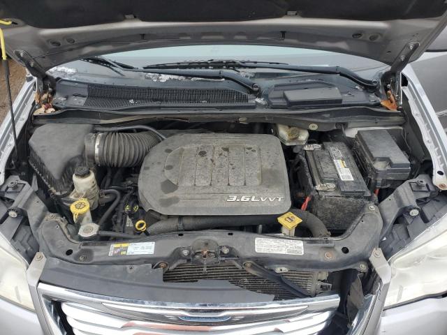 2C4RC1BGXDR737717 - 2013 CHRYSLER TOWN & COU TOURING Gümüş foto 12