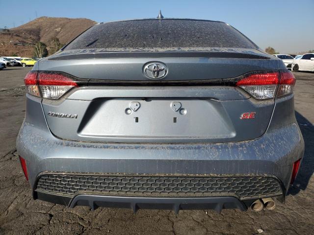 5YFS4RCE4LP032761 - 2020 TOYOTA COROLLA SE ნაცრისფერი ფოტო 6