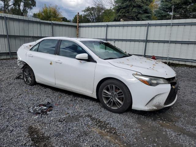 4T1BF1FK2HU338487 - 2017 TOYOTA CAMRY LE WHITE photo 4
