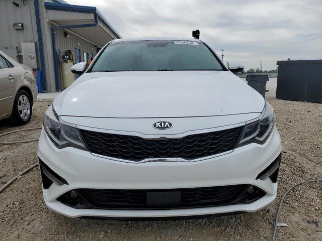 5XXGU4L19KG333183 - 2019 KIA OPTIMA EX WHITE photo 5