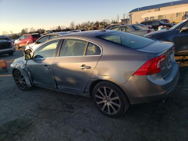 LYV402TKXHB128707 - 2017 VOLVO S60 PREMIER GRAY photo 2