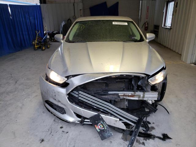 3FA6P0H72DR316325 - 2013 FORD FUSION SE SILVER photo 5