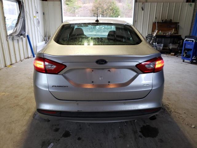 3FA6P0H72DR316325 - 2013 FORD FUSION SE SILVER photo 6