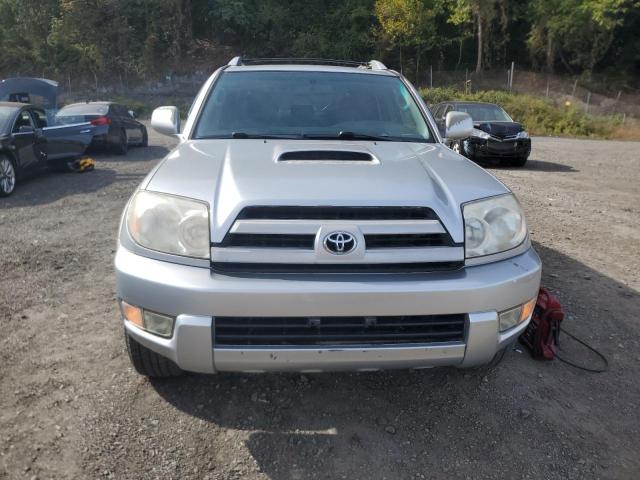 JTEBU14R558040929 - 2005 TOYOTA 4RUNNER SR5 银色 照片 5