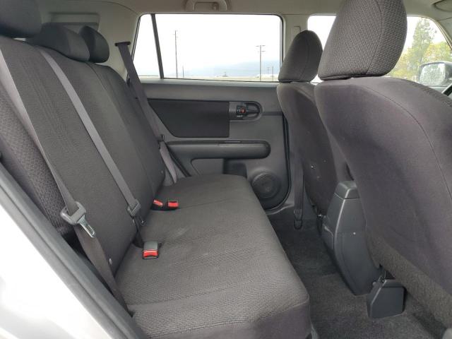 JTLKE50EX81025775 - 2008 TOYOTA SCION XB SILVER photo 11