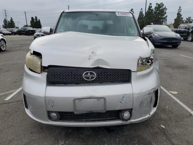 JTLKE50EX81025775 - 2008 TOYOTA SCION XB SILVER photo 5