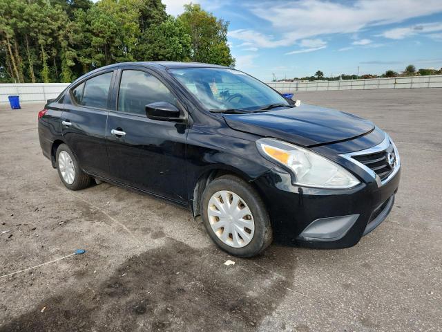 3N1CN7APXGL892275 - 2016 NISSAN VERSA S BLACK photo 4