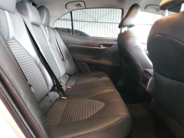 4T1G31AK5PU600538 - 2023 TOYOTA CAMRY SE NIGHT SHADE WHITE photo 10