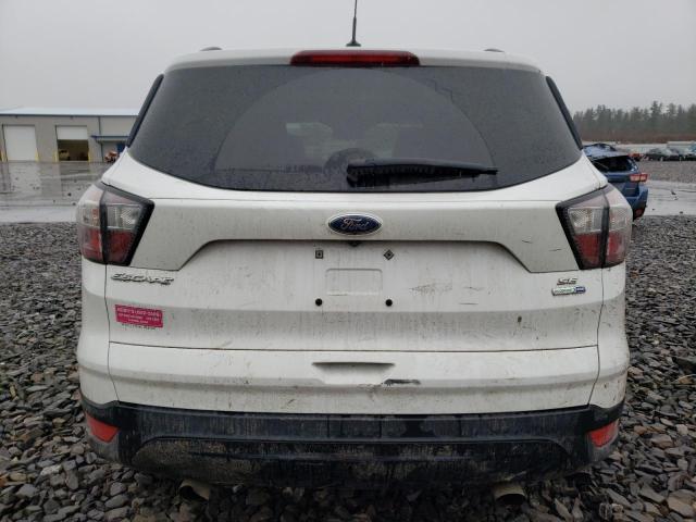 1FMCU9G99HUE27896 - 2017 FORD ESCAPE SE WHITE photo 6