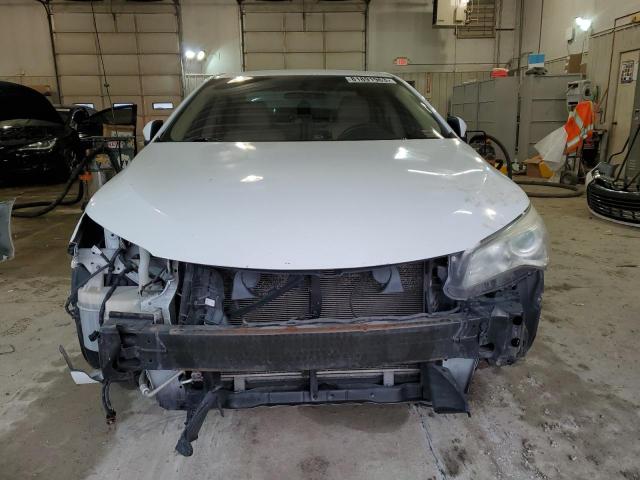 4T1BF1FK0FU997603 - 2015 TOYOTA CAMRY LE WHITE photo 5