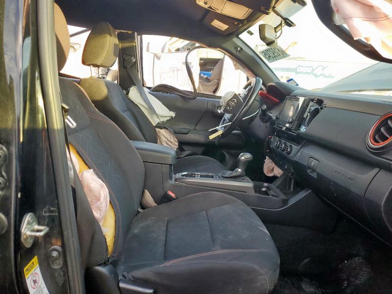 5TFAZ5CN9HX041583 - 2017 TOYOTA TACOMA DOUBLE CAB 黑色 照片 7