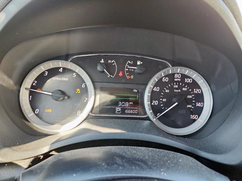 1N4AB7AP2DN910167 - 2013 NISSAN SENTRA S SILVER photo 9