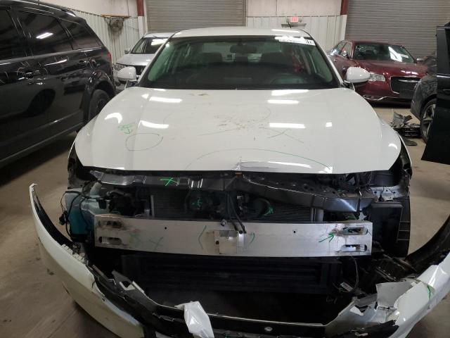 1N4BL4BVXKC218065 - 2019 NISSAN ALTIMA S WHITE photo 5