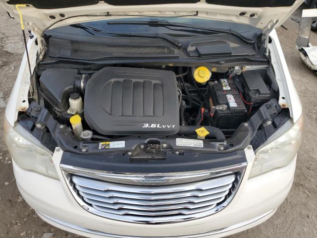 2C4RC1BG5DR780376 - 2013 CHRYSLER TOWN & COU TOURING WHITE photo 12