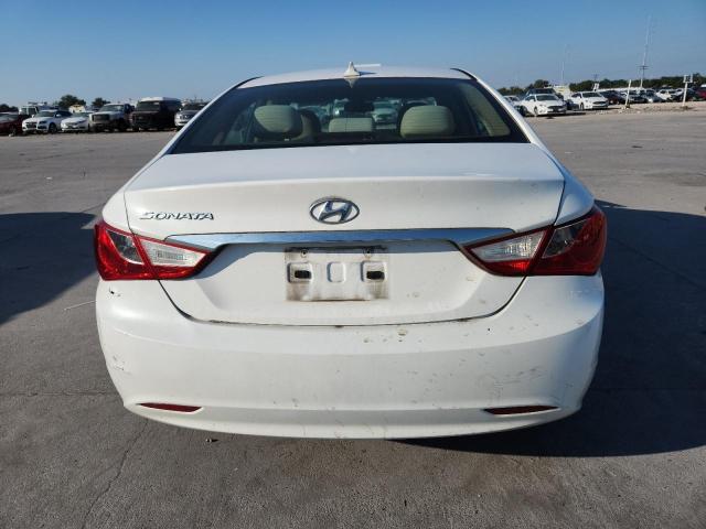 5NPEB4AC3DH747066 - 2013 HYUNDAI SONATA GLS 白色 照片 6