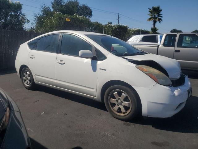 JTDKB22U463139036 - 2006 TOYOTA PRIUS WHITE photo 4