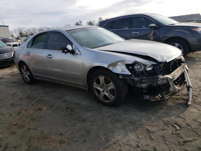 JH4KB16628C004192 - 2008 ACURA RL SILVER photo 4