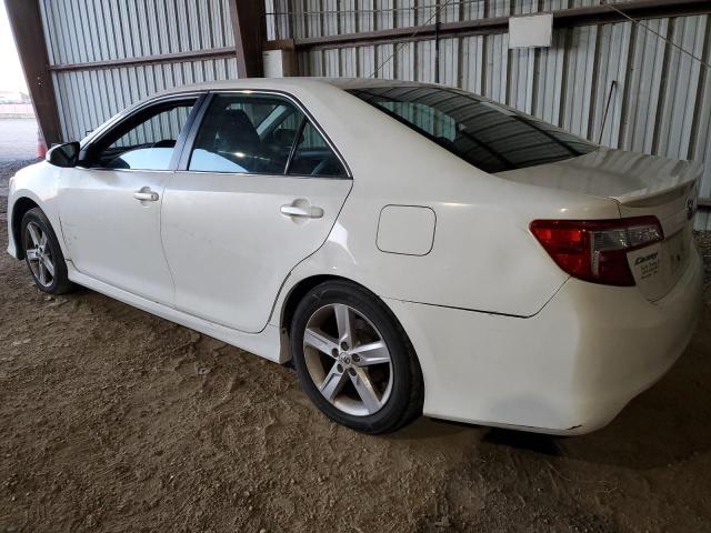 4T1BF1FK7CU542033 - 2012 TOYOTA CAMRY BASE WHITE photo 2