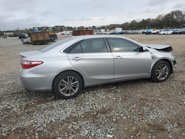 4T1BF1FK2GU117471 - 2016 TOYOTA CAMRY LE SILVER photo 3