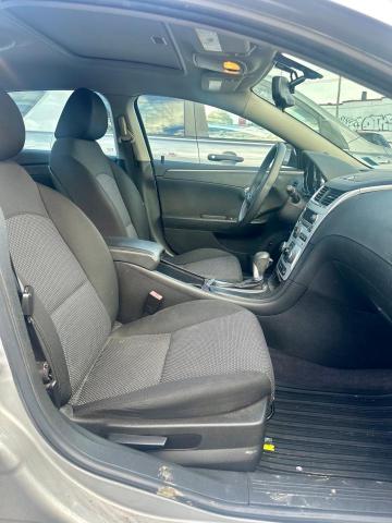 1G1ZC5E10BF136067 - 2011 CHEVROLET MALIBU 1LT Gümüş foto 5