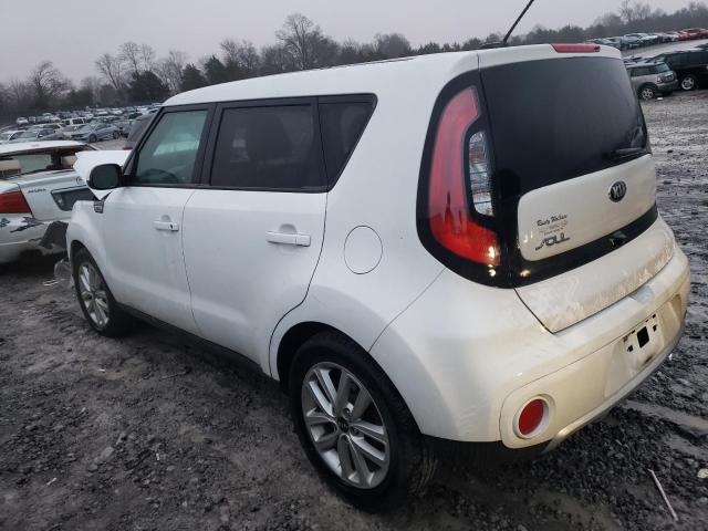 KNDJP3A59J7506043 - 2018 KIA SOUL + WHITE photo 2