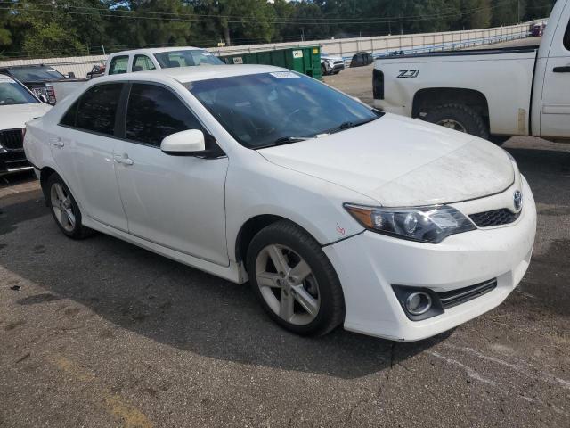 4T1BF1FKXEU461921 - 2014 TOYOTA CAMRY L WHITE photo 4