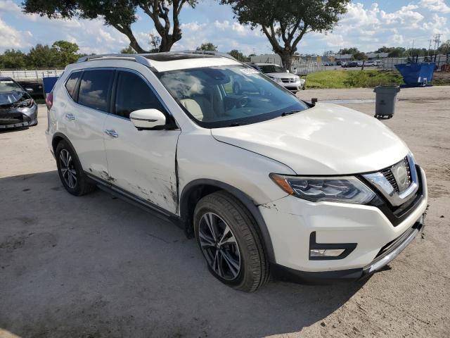 JN8AT2MT0HW404229 - 2017 NISSAN ROGUE S 白色 照片 4