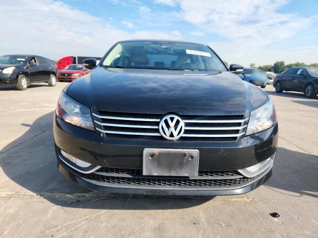 1VWAT7A38FC120677 - 2015 VOLKSWAGEN PASSAT S BLACK photo 5