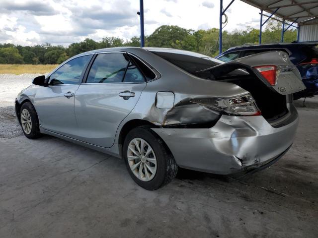4T1BF1FKXFU103946 - 2015 TOYOTA CAMRY LE SILVER photo 2