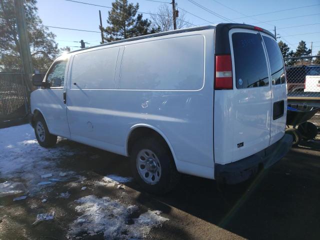 1GCUGADX7A1162441 - 2010 CHEVROLET EXPRESS G1 WHITE photo 2