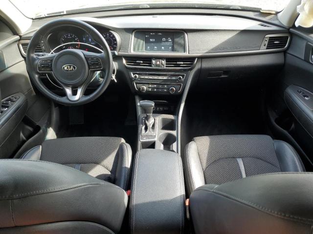 5XXGT4L30JG220211 - 2018 KIA OPTIMA LX Negro foto 8