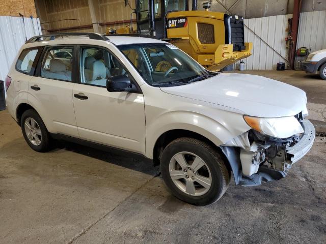 JF2SHABC1BH739477 - 2011 SUBARU FORESTER 2.5X 白色 照片 4