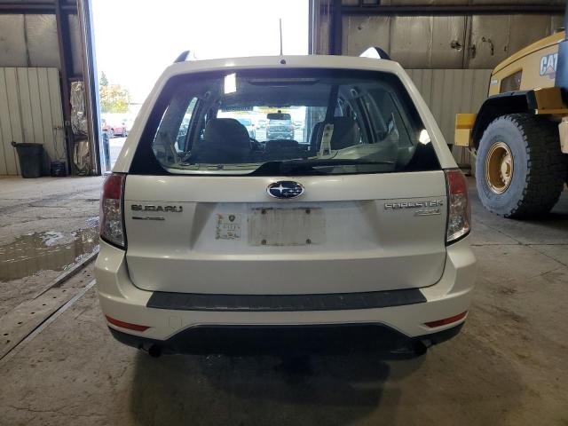 JF2SHABC1BH739477 - 2011 SUBARU FORESTER 2.5X 白色 照片 6