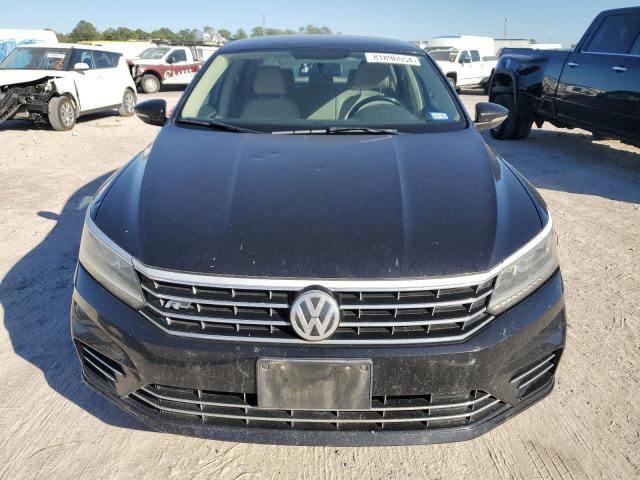 1VWDT7A3XHC024520 - 2017 VOLKSWAGEN PASSAT R-LINE Schwarz Foto 5